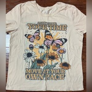 Zoe+Liv Tshirt L 🌸